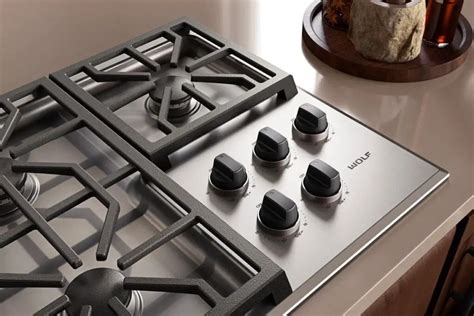 how to connect the gas to the stove